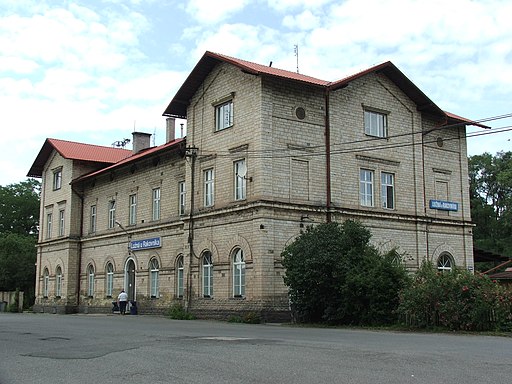 Tragédie v Lužné: 1 mrtvý, 2 zranění